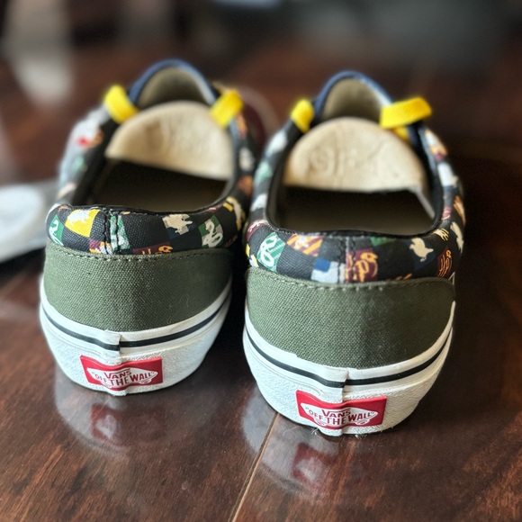 NEW Vans Off The Wall Custom Harry Potter Lightening Bolt Quidditch - Picture 5 of 12